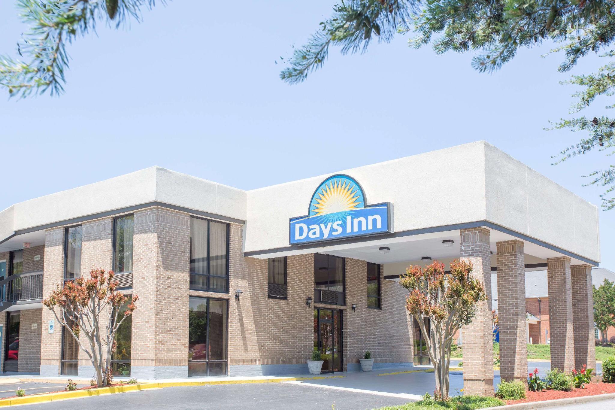 Days Inn By Wyndham Easley West Of Greenville/Clemson Area Exterior photo